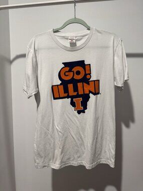 Charlie Hustle Go Illini Tee Men's Medium White University of Illinois